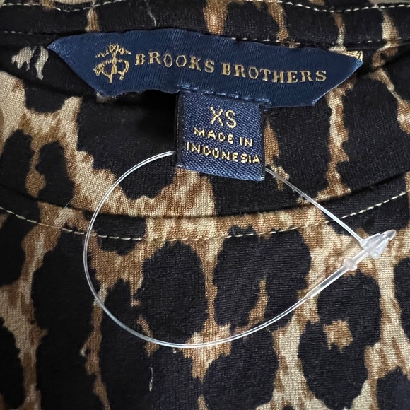 NWOT Brooks Brothers Leopard L/S Crew Neck Stretch T Shirt Top Blouse Size XS - Picture 7 of 7